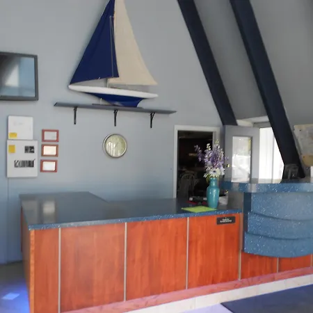 Cape Shore Inn-3