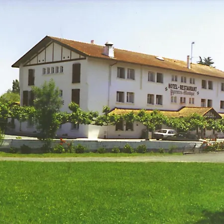 Hotel Pyrenees Atlantique-2