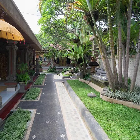 Nuaja Balinese Guest House-2
