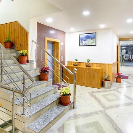 The Posh Hotel Near Mall Road With Hassle Free Covered Parking-2