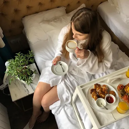 Live.Here.Hotel-2