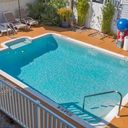 Meranova Guest Inn-2