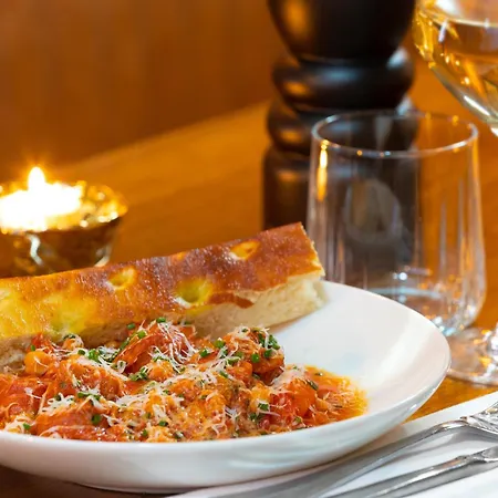 Mcgettigan'S Townhouse - Olives & Figs Bistro-2