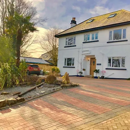 Trethewey Guest House-2