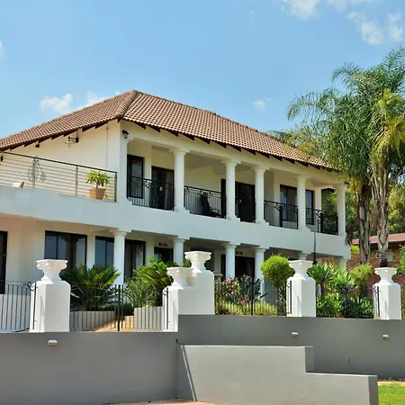 Indlovukazi Guesthouse-2