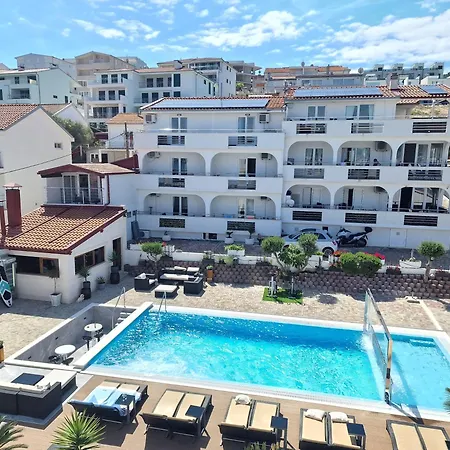Luxury Apartments Silva With Sea View-2