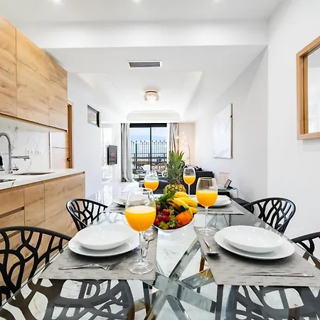 Puerto Banus Beach Apartments-3