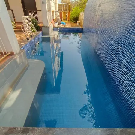 Marine Studios By Le Pension Stays-3