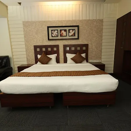 Quaint Suites Hotel & Banquet-2