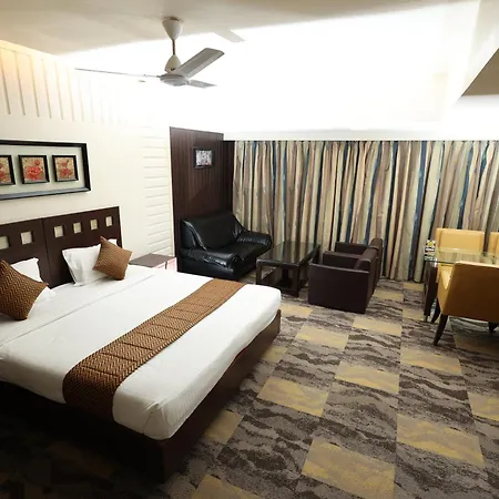 Quaint Suites Hotel & Banquet-3