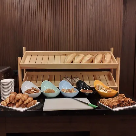 Ramada By Wyndham Istanbul Umraniye-2