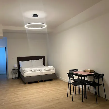 Post 120 Suites-3