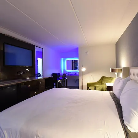 Boardwalk Suites Baton Rouge-3