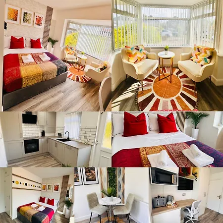 Newly Renovated En-Suite Self Contained Private Room In Selly Oak Birmingham R1-3