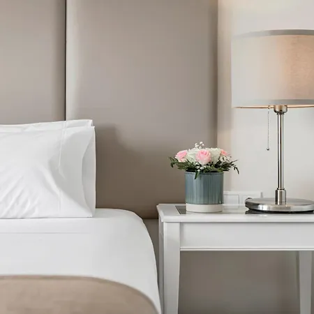 Lisboa Central Park Hotel Suites & Studios-2