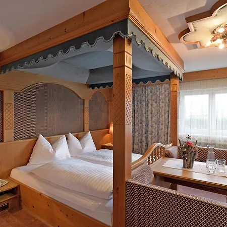 Hotel Tiroler Stuben-2