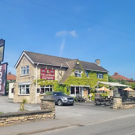 The Jackdaw Pub Self Catering Static Caravan Free Breakfast Supplied-3