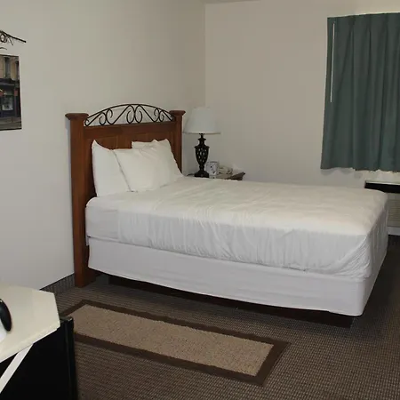 American Host Inn-3