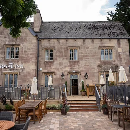 The Royal Inn By Chef & Brewer Collection-3