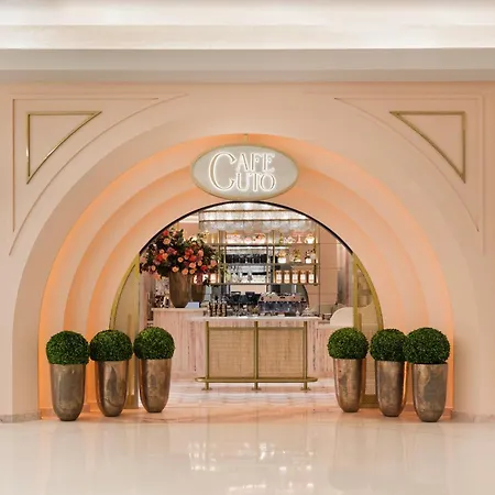 Fontainebleau Las Vegas, MICHELIN Key Award Hotel-3