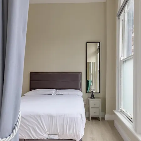 Dublin Castle Suites-3