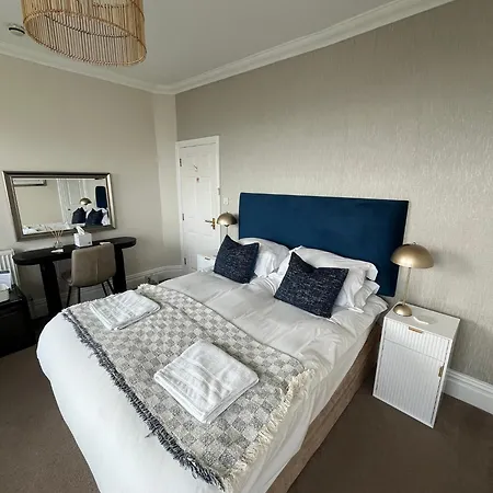 Tides Reach Guest House-3