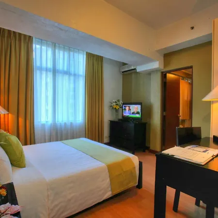 The Malayan Plaza Hotel-3