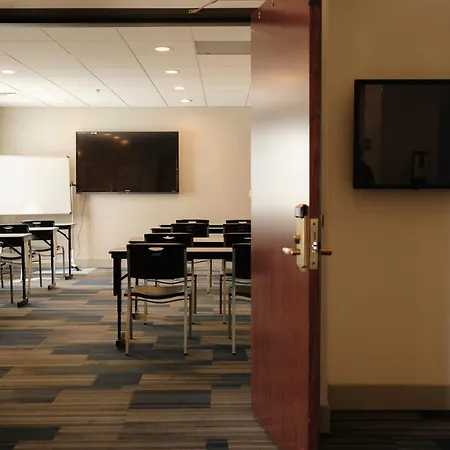 Holiday Inn Express Davis-University Area By Ihg-2