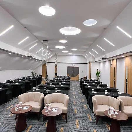 J4 Hotels Legian-2
