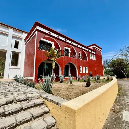 Hotel Hacienda San Pancho-3