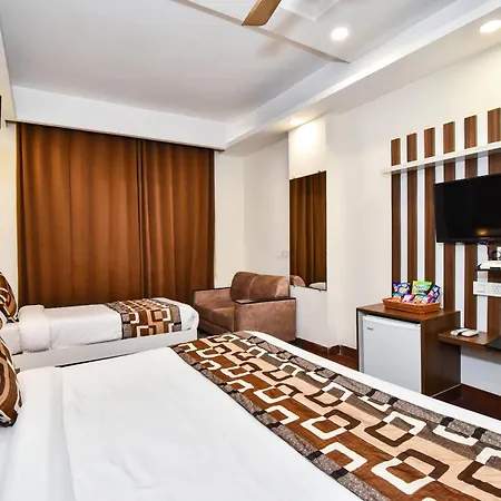 Pinaz Royale-3