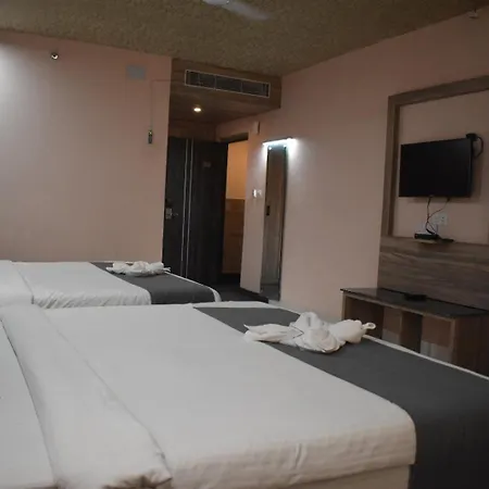 Hotel Vip Square-2