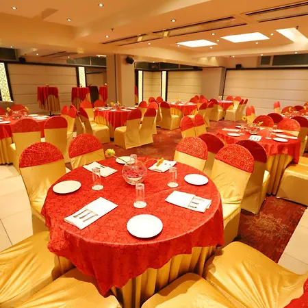 Hotel Amrapali Grand-2