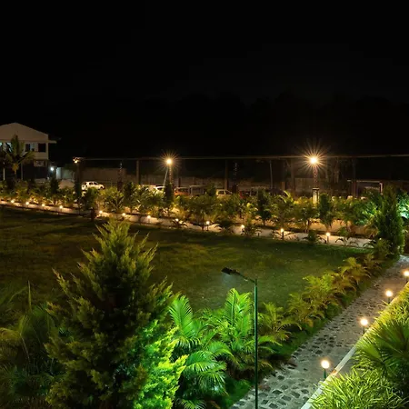 Mastiff Select Terrain Dandeli-3