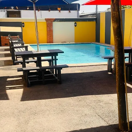 Platinum Guesthouse Kempton Park-3