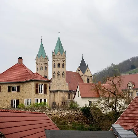Pension Zur Neuenburg-3