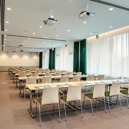 Intercityhotel Luebeck-2