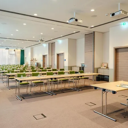 Intercityhotel Luebeck-2