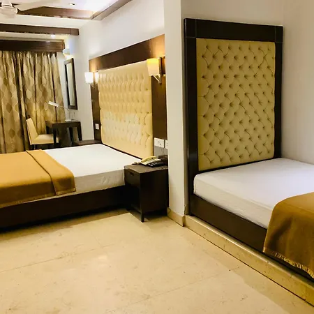 Metropolis Tourist Home Paharganj-3