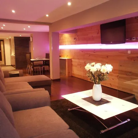 Residence Aqualiva à Valberg Piscine privative dans chacun des appartements situé à 20 m des pistes de ski-2