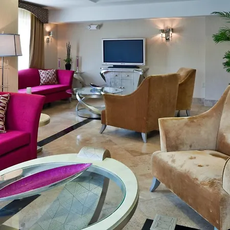 Holiday Inn Express Hotel & Suites Birmingham - Inverness 280 By Ihg-2