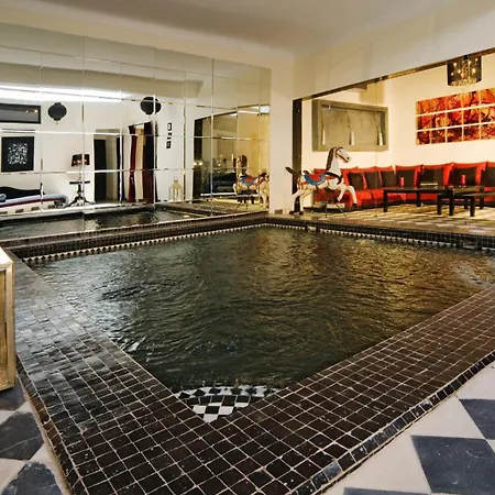 Riad Elizabeth-2