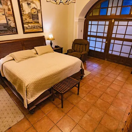 Hotel Aurora-3