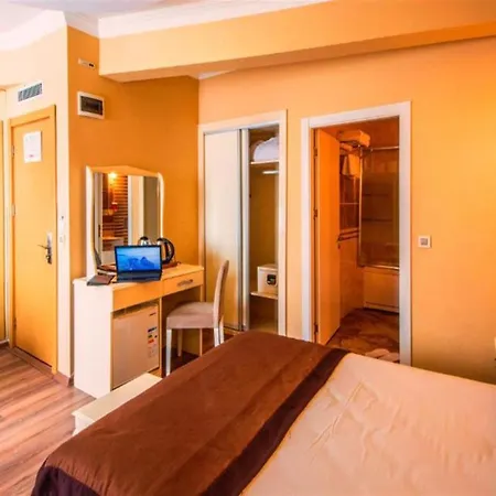 Montagna Hera Hotel Taksim-3
