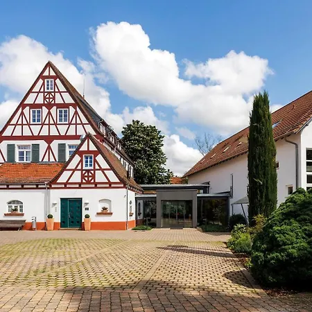 Landhotel Altes Wasserwerk GbR-3