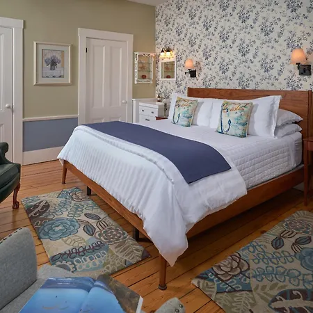 Old Manse Inn-3