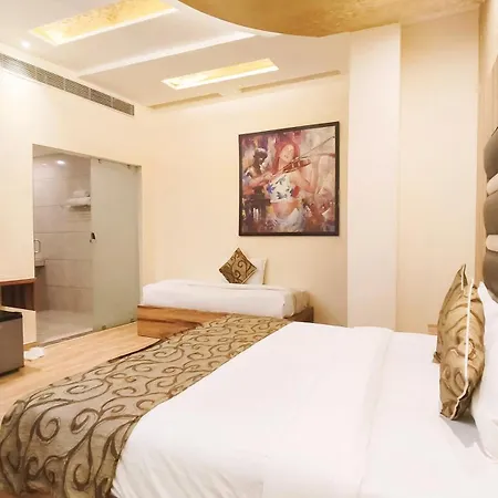 Sallow Royal Suites By Dew Drop-2