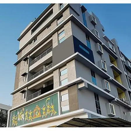Fabhotel Sb Square-3