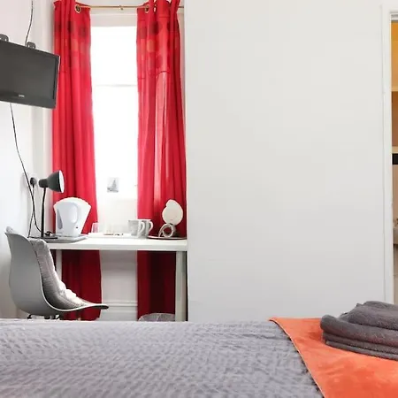 Pebbles Guest House-2