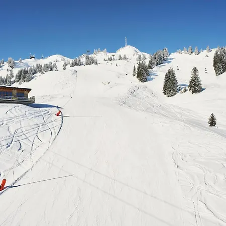 Hahnenkamm Hostel-2
